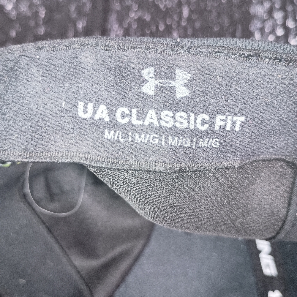 Under Armour White Athletic Hat Essential Accessory - Picture 4 of 15